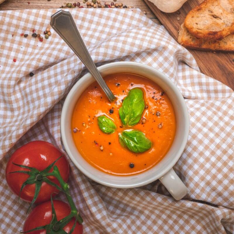 Creamy Tomato Basil Soup Recipe (Ready in 35 Minutes)