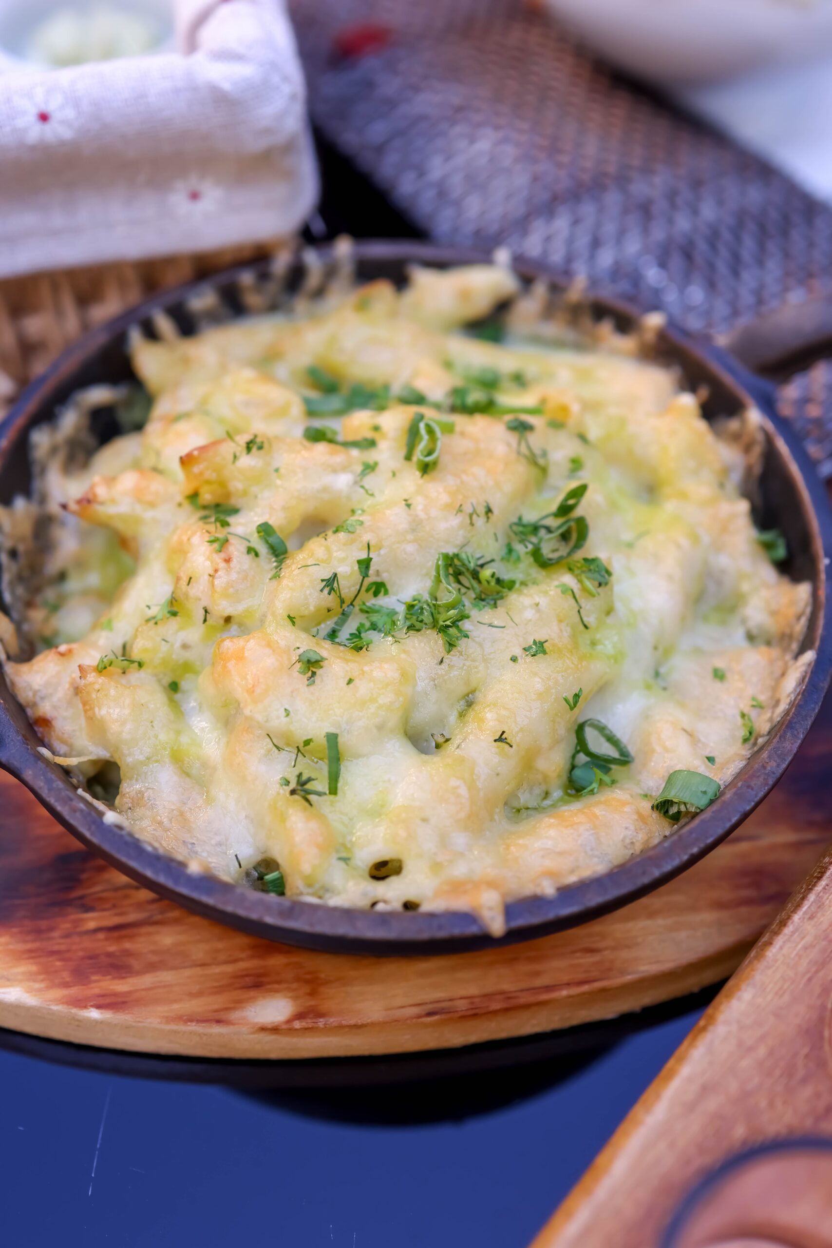 Homemade Mac and Cheese Recipe (Creamy Stovetop)